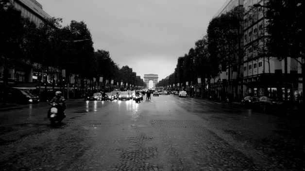 Paris, Cycling the Champs-Elysee